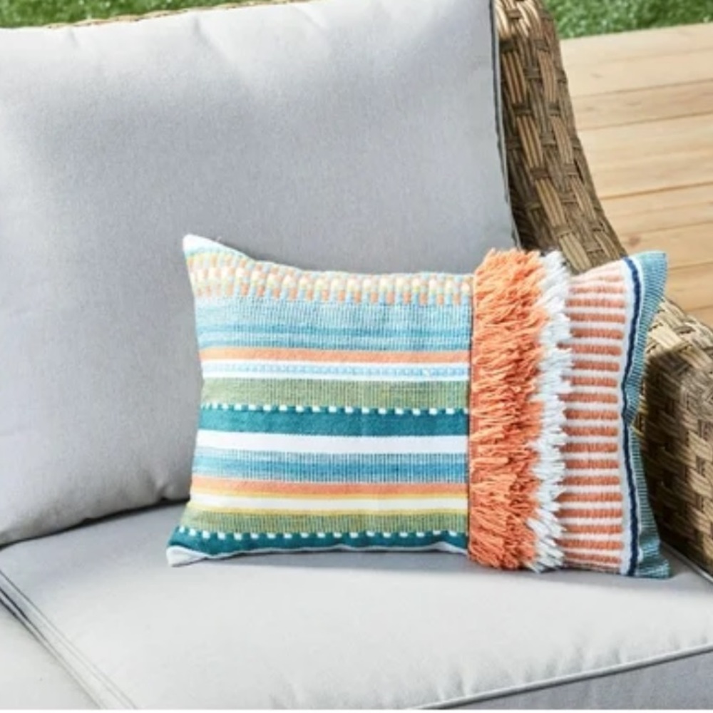 Better homes and garden pillow